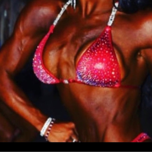 Stunning Red bikini competition posing suit perfect for NPC IFBB OCB IFBB NEW - Picture 11 of 12